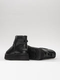 Women's leather boots with insulation