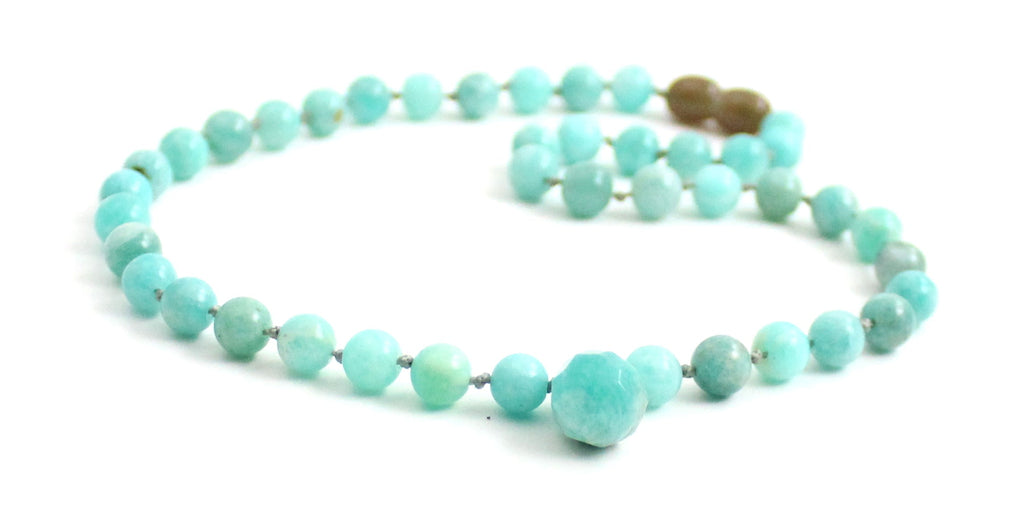 Amazonite Gemstone Knotted Green Necklace with Pendant